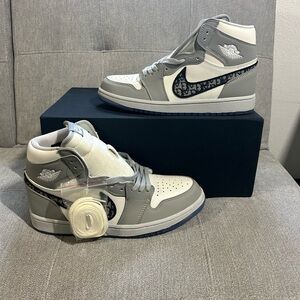 Air Jordan one high “DIOR”